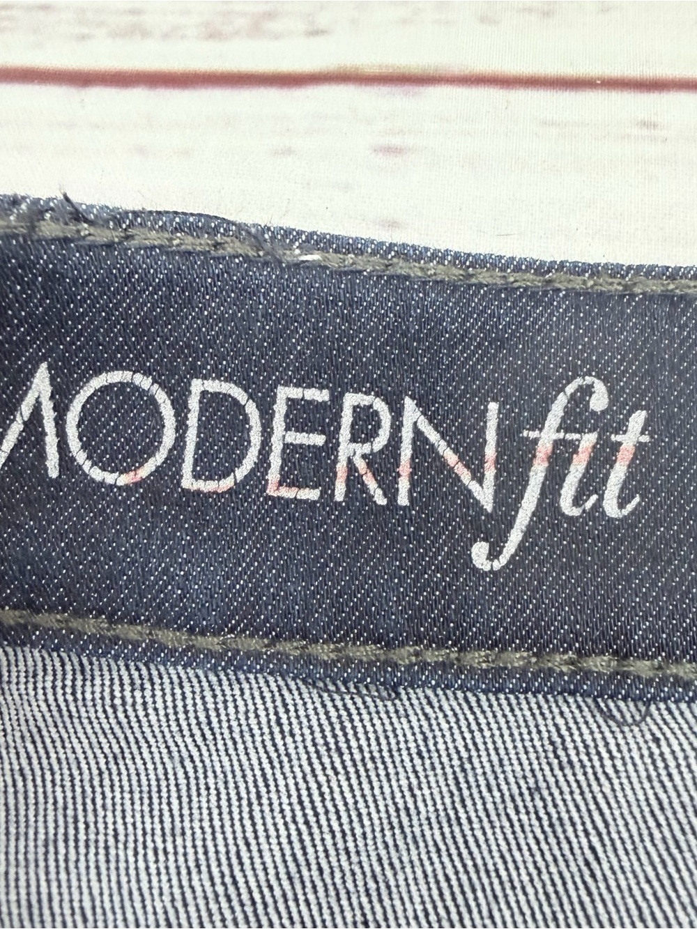 Ann Taylor Women’s size 4 Modern Fit Slim Straight Dark Wash Jeans - Picture 10 of 11